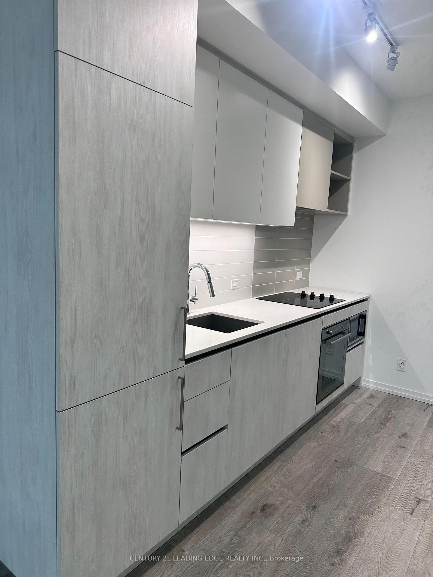 7890 Jane Street Unit PH10 photo 6