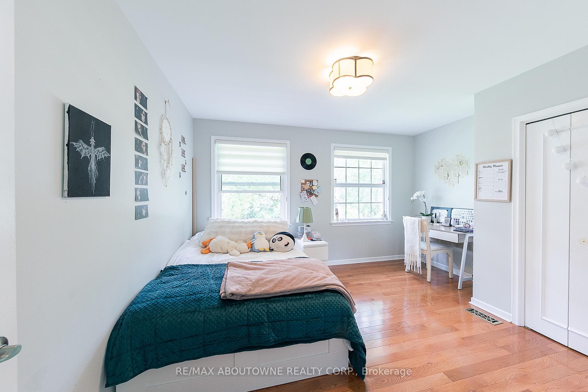1290 Braeside Drive photo 27