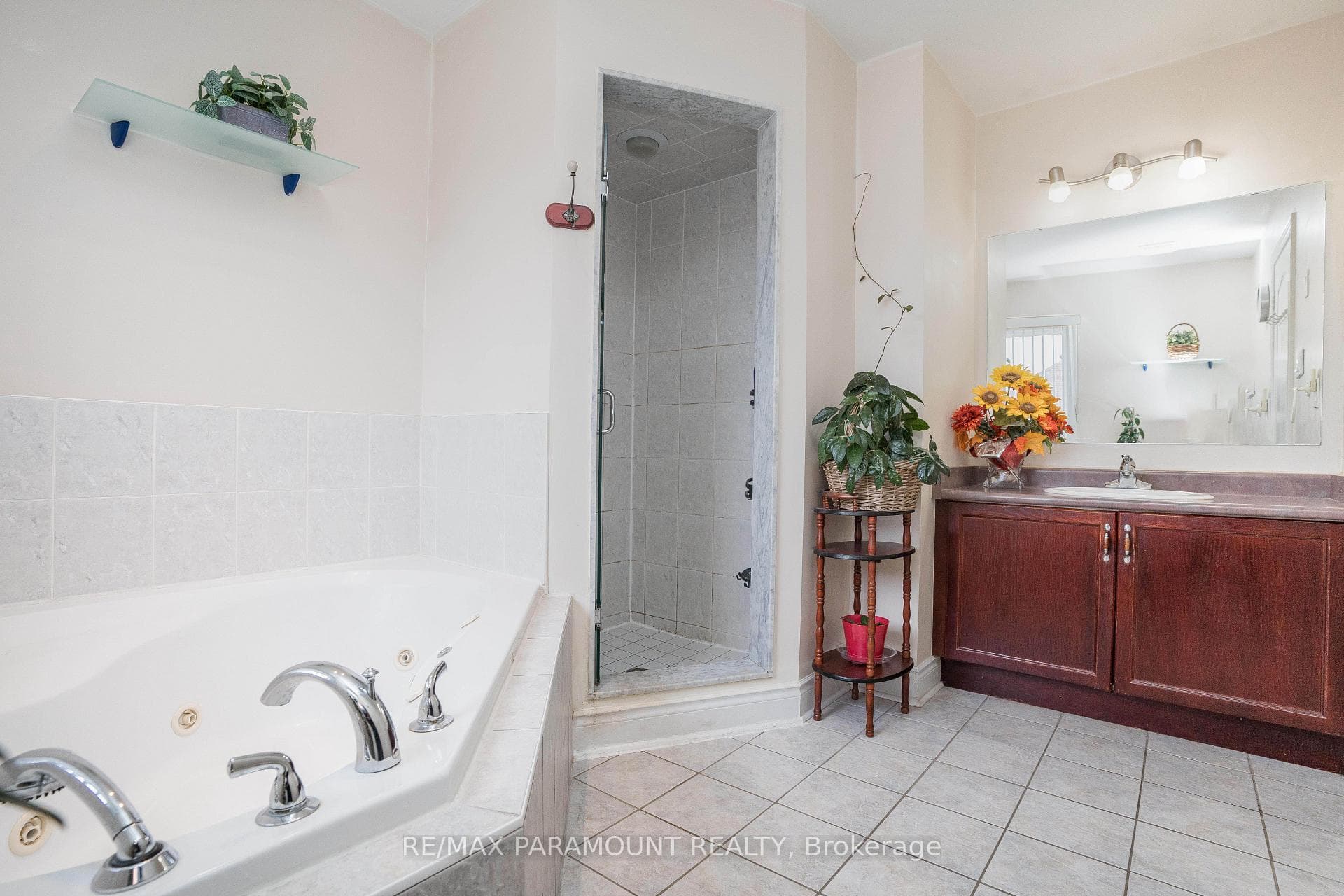 19 River Rock Crescent photo 29