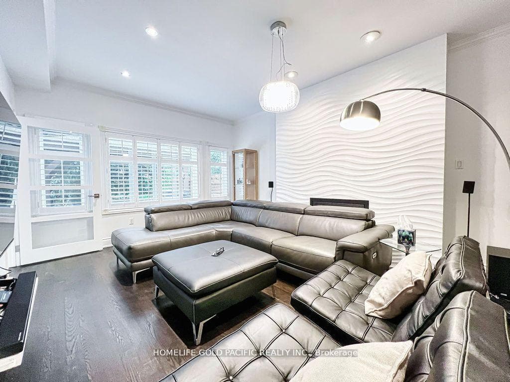 73 Macrill Road photo 18