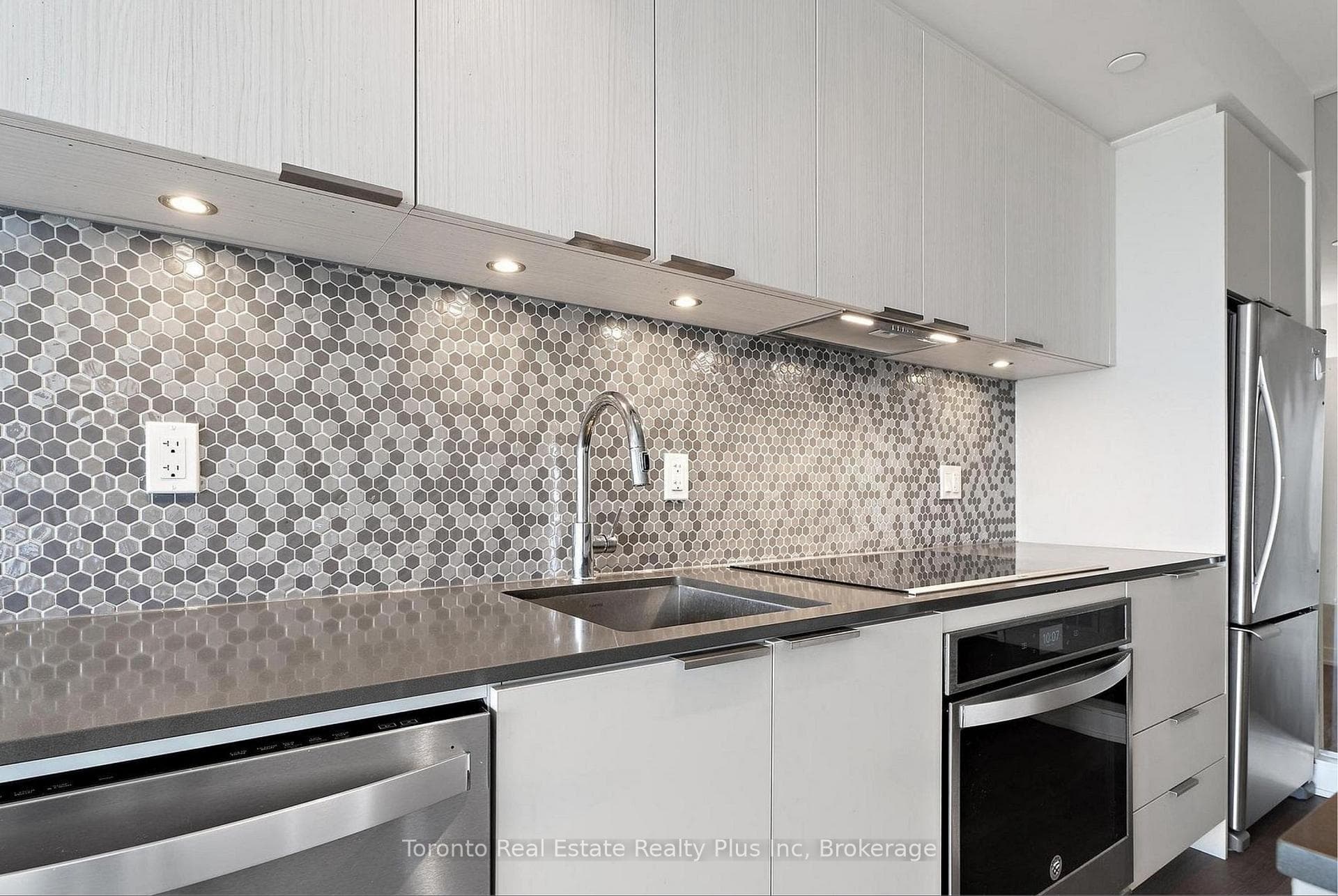 2 Sonic Way Unit 1705 photo 22