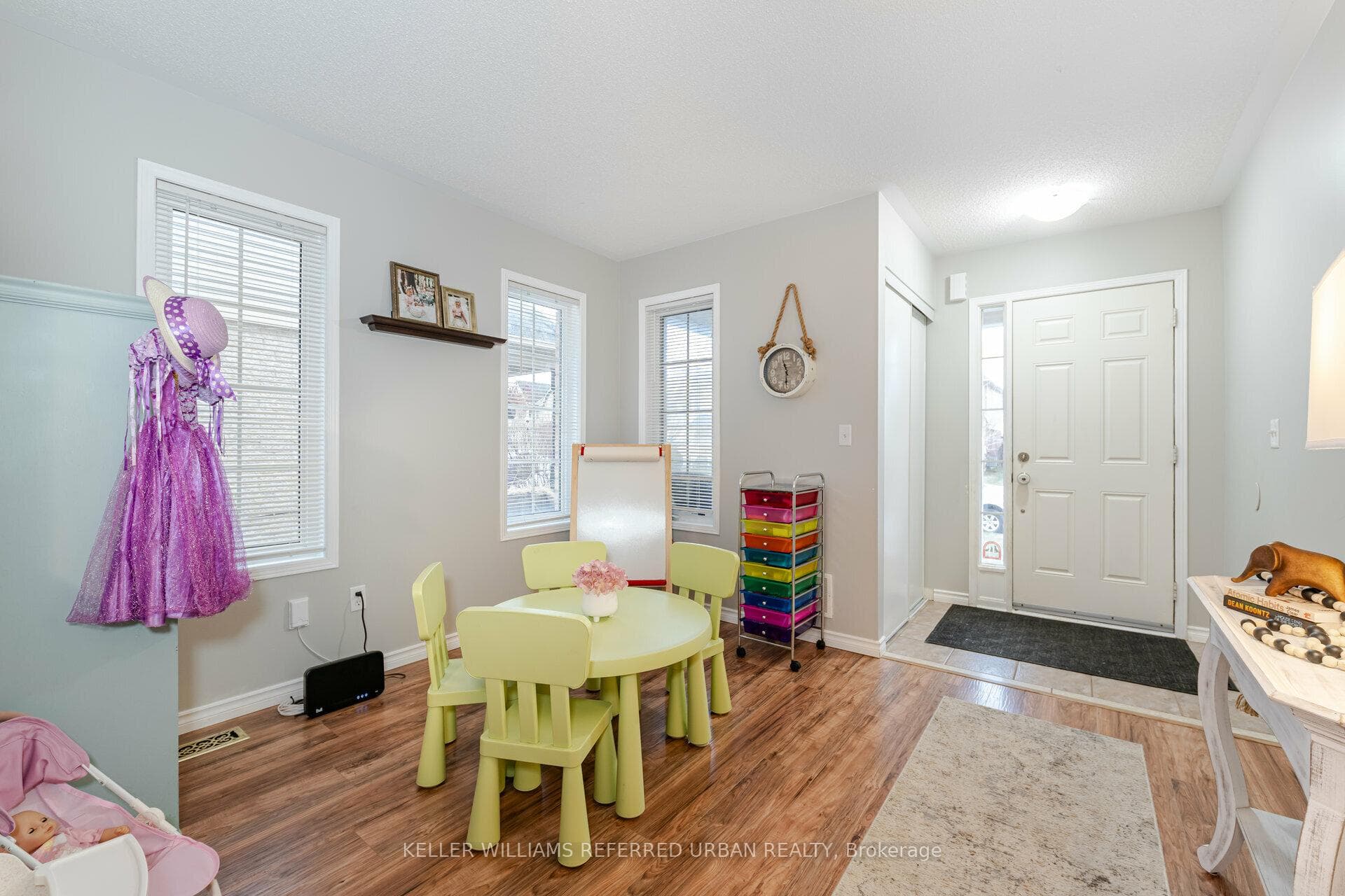7 Allworth Crescent photo 7