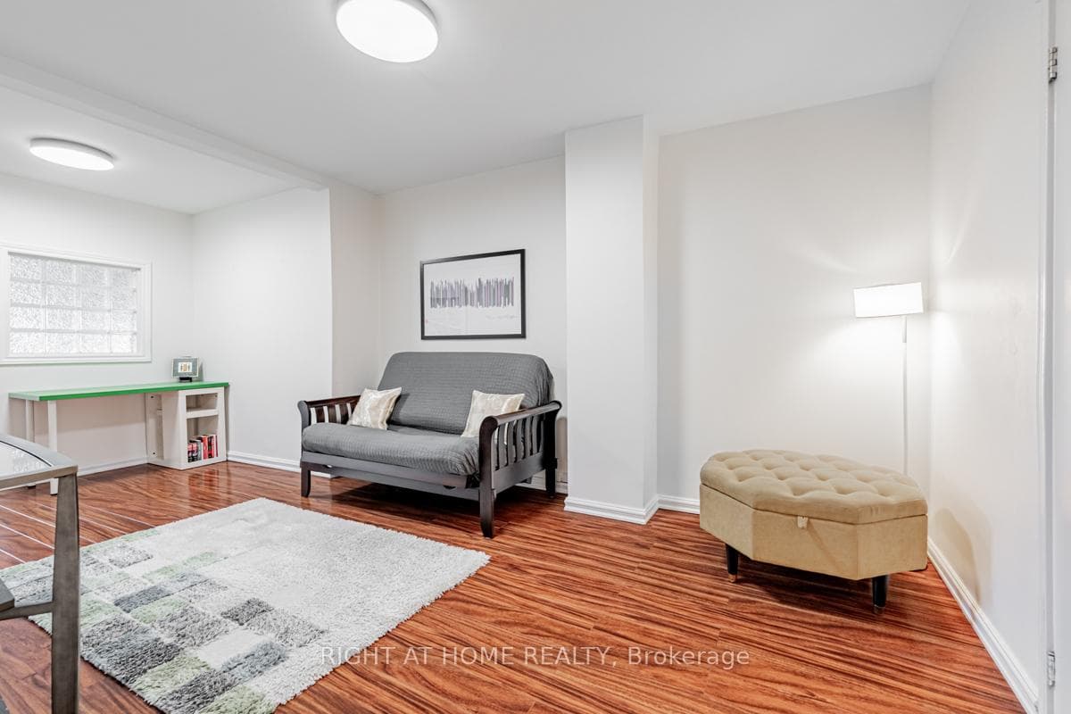 136 Avon Avenue photo 20