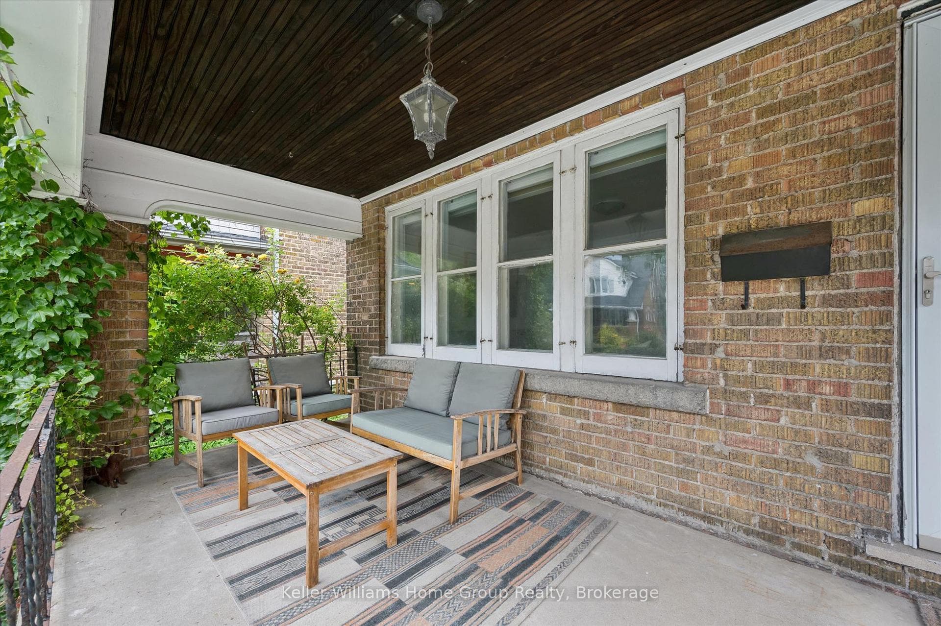 149 London Road photo 3