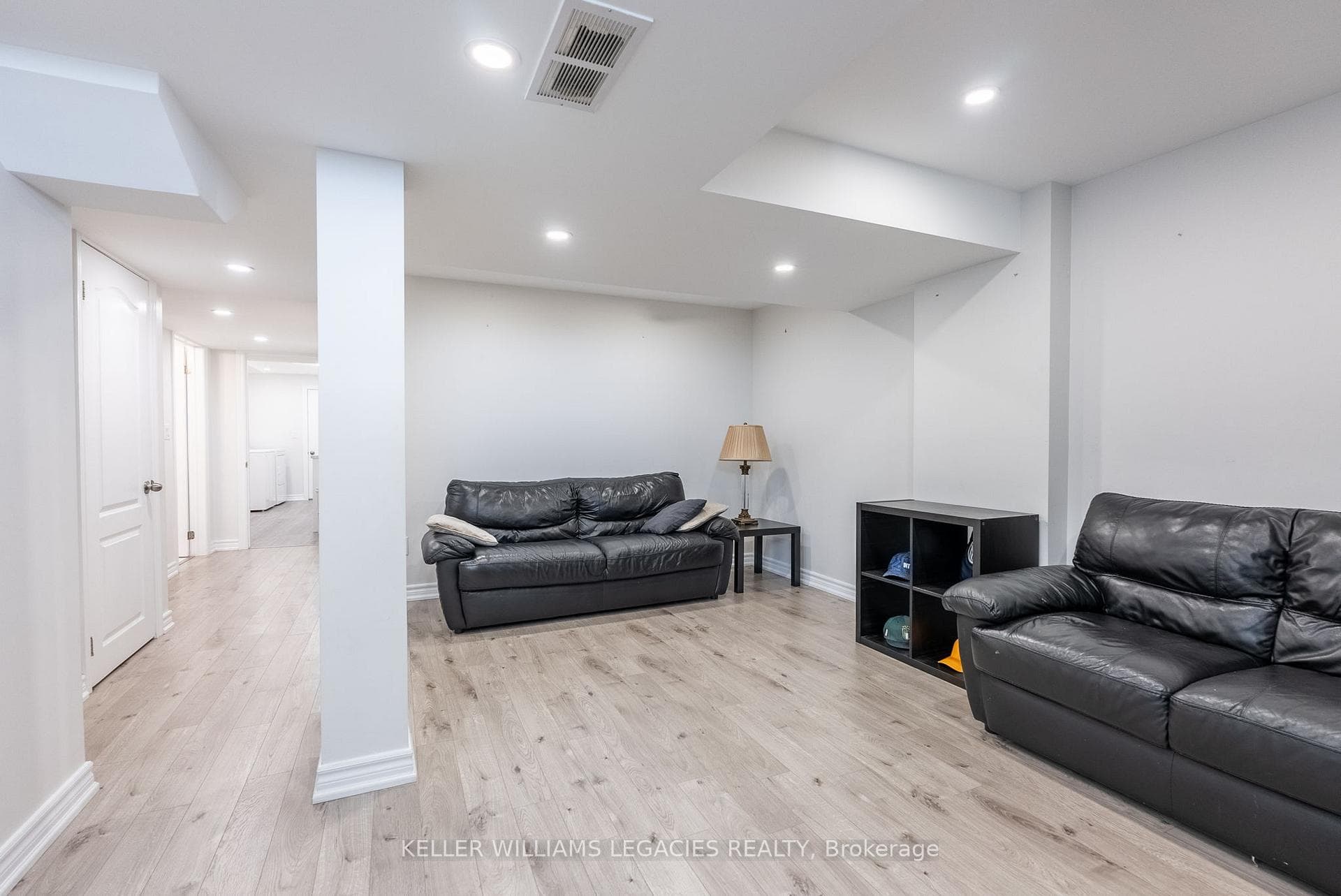 98 Daiseyfield Crescent photo 26