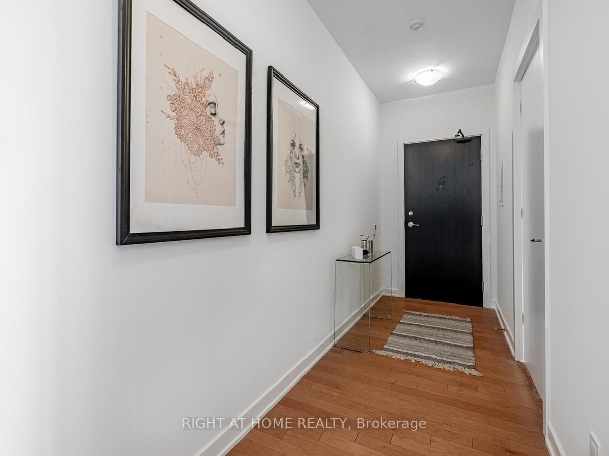 33 Charles Street Unit 2907 photo 4