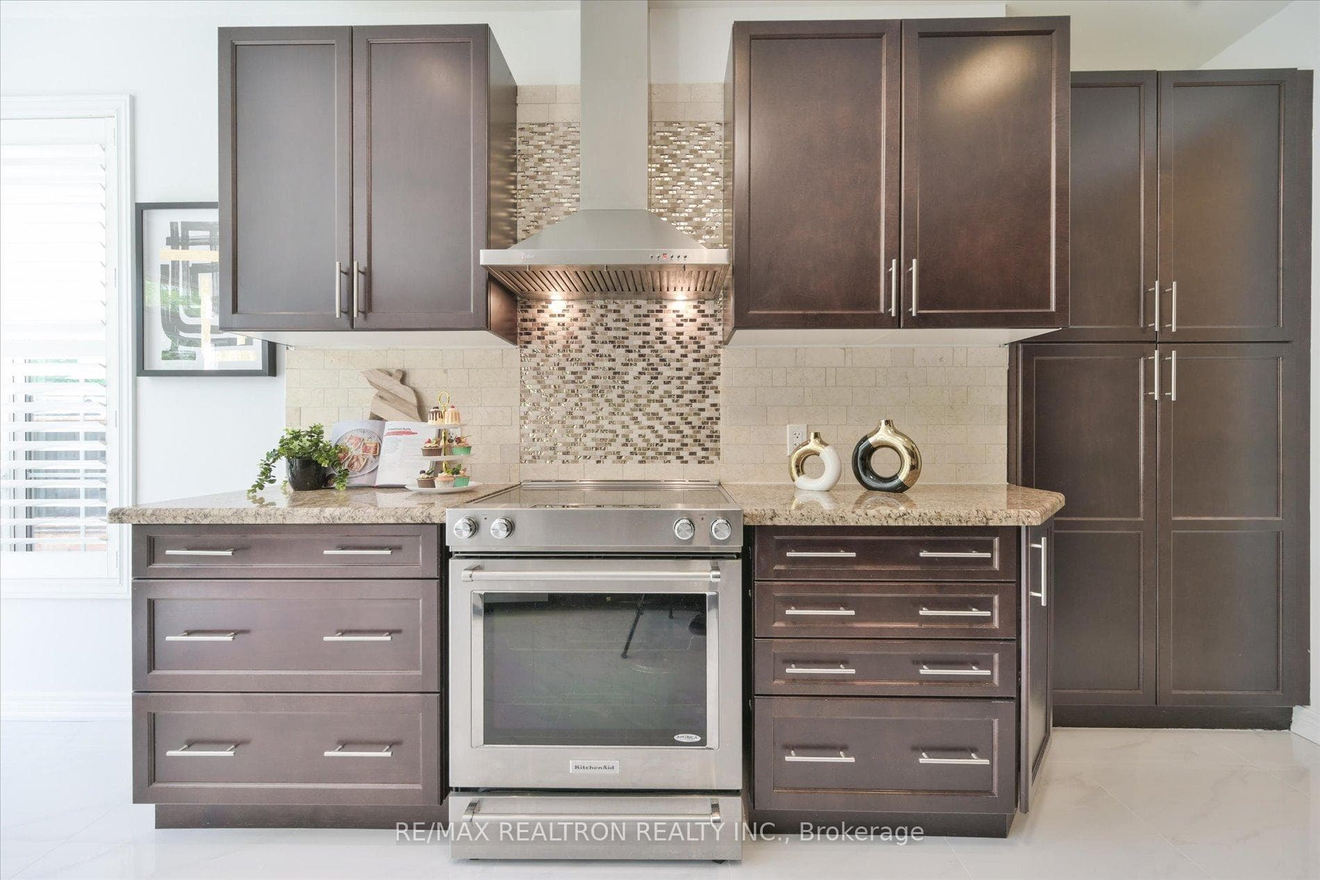175 William Graham Drive photo 17