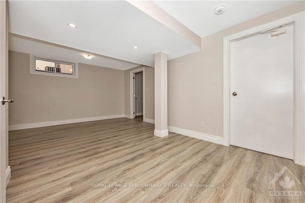 336 TULIP Crescent Unit B photo 16