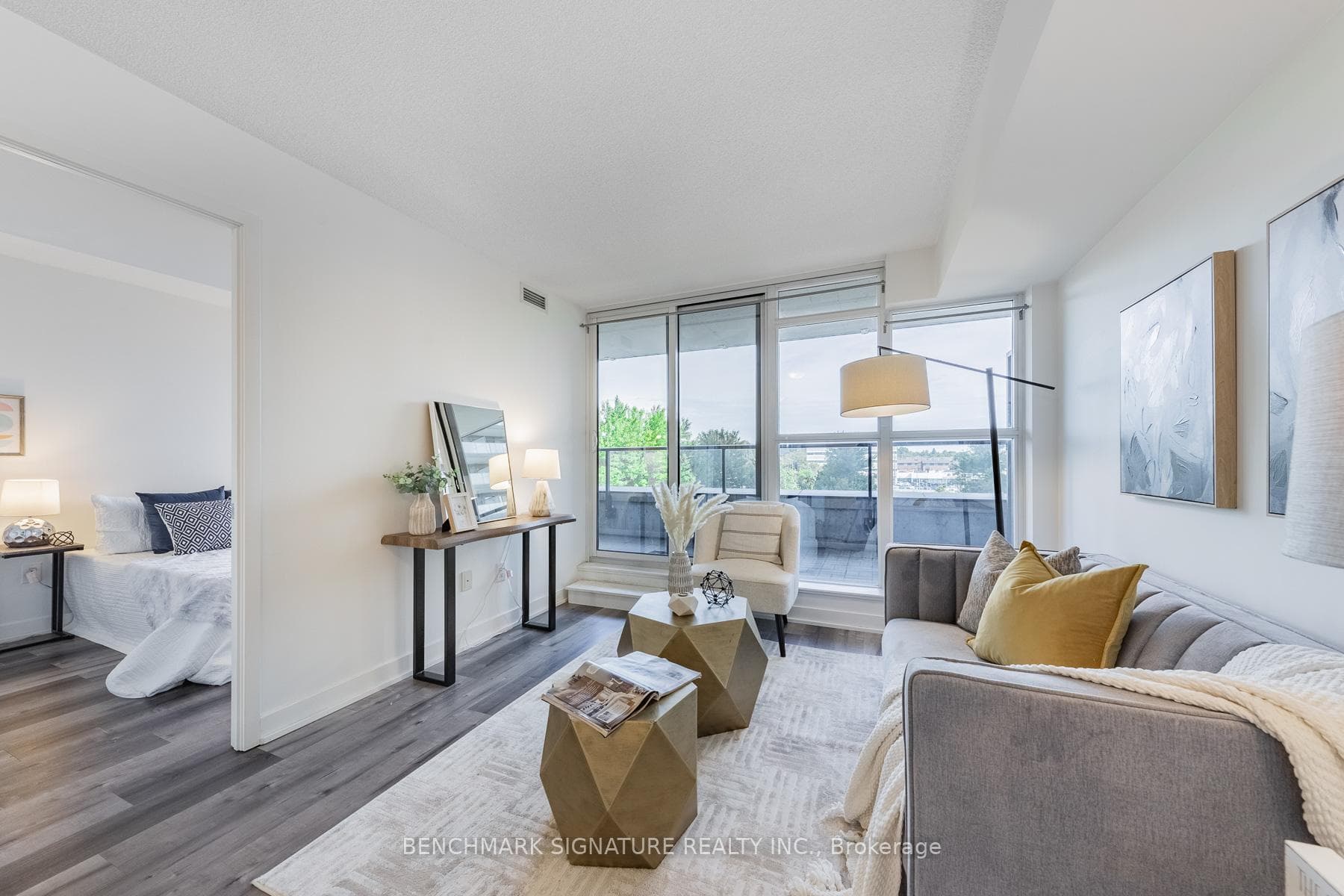 29 Singer Court Unit 306 photo 6