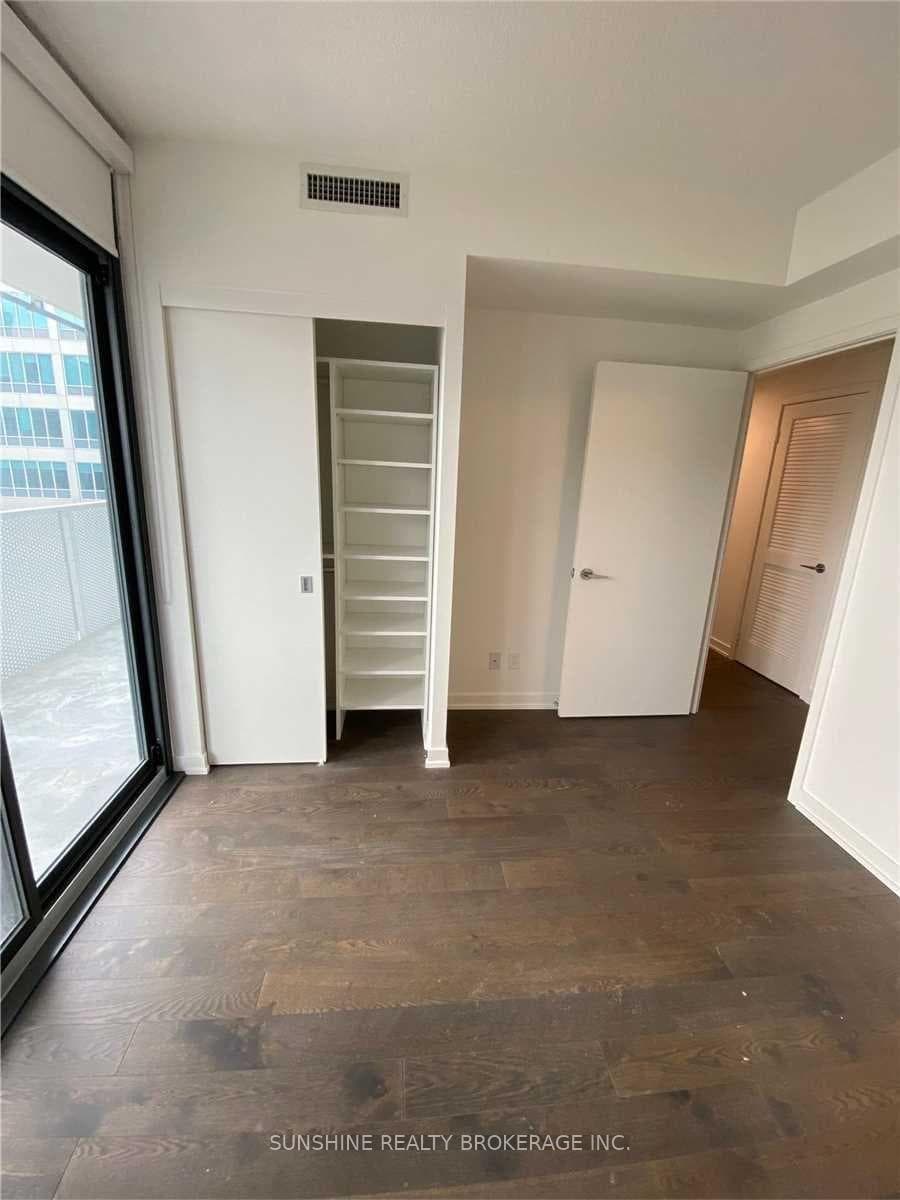 25 Richmond Street Unit 1503 photo 19