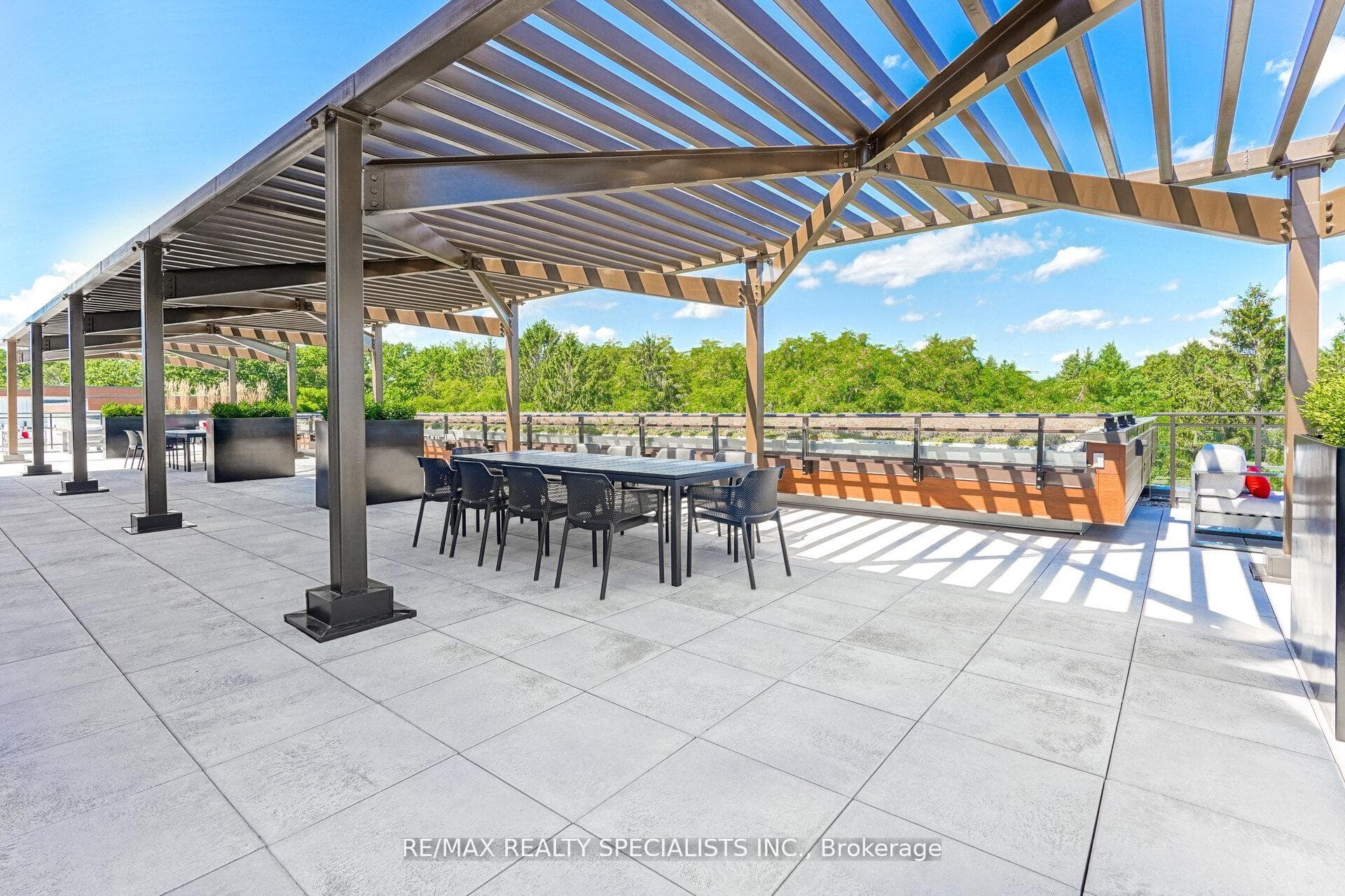 1575 Lakeshore Road Unit 258 photo 26