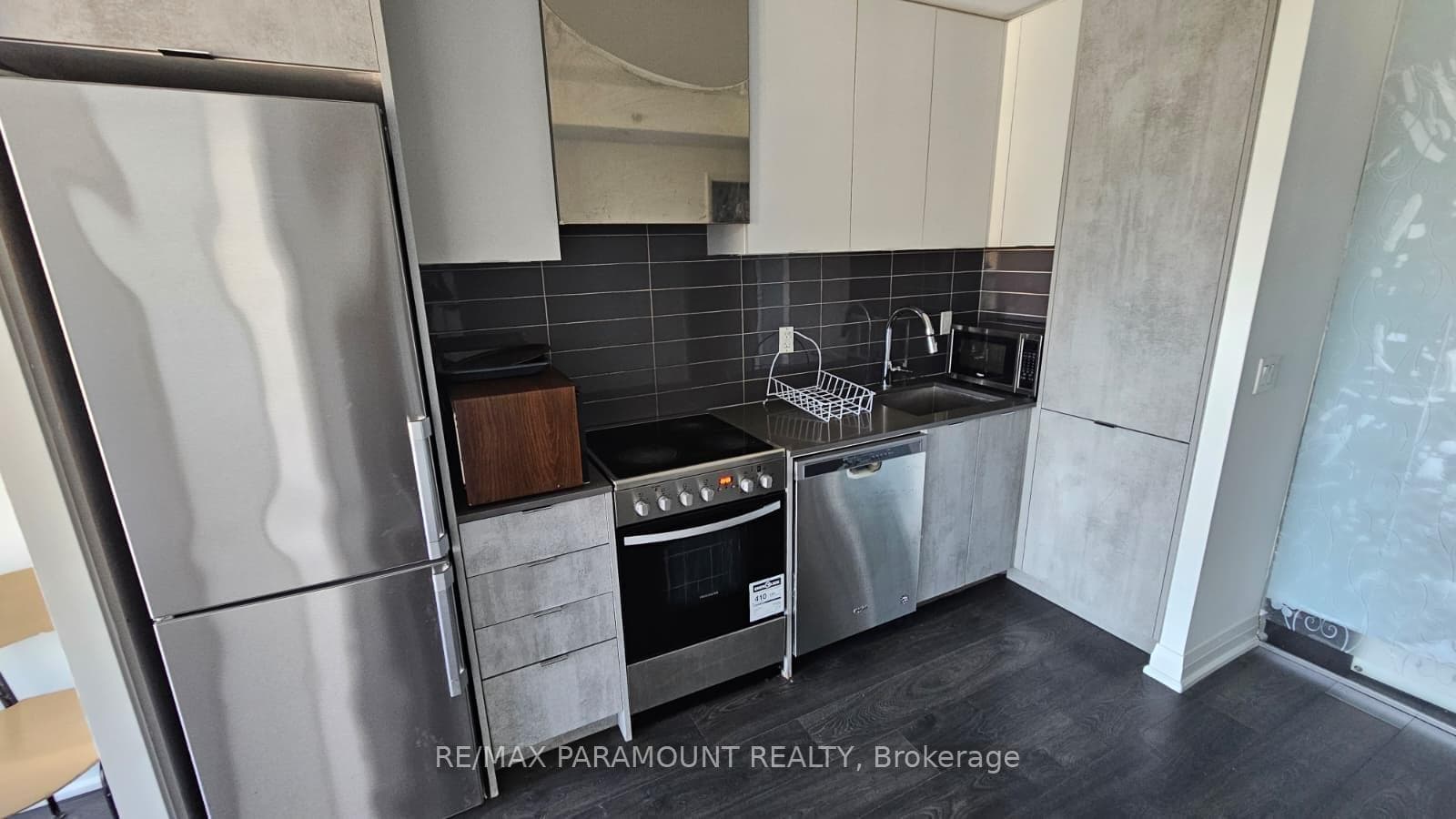 10 Gibbs Road Unit 714 photo 10