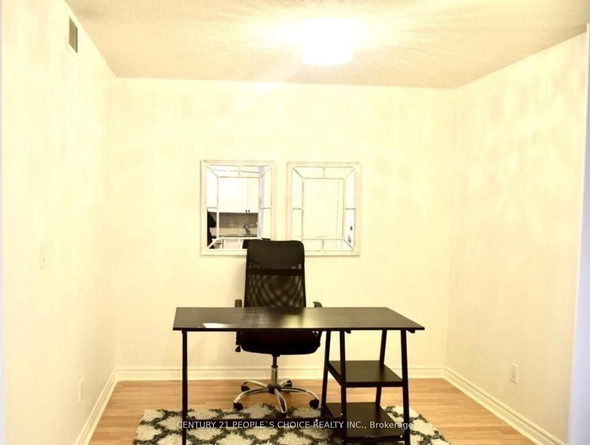 3888 Duke Of York Boulevard Unit 828 photo 4