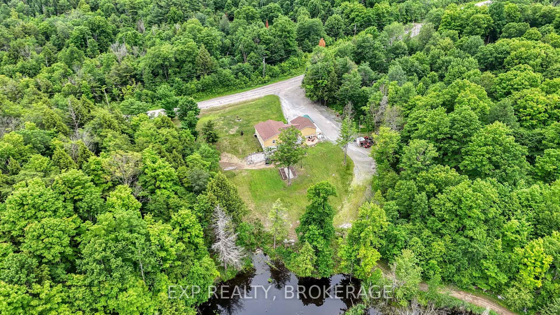 3288 LONG LAKE Road photo 41