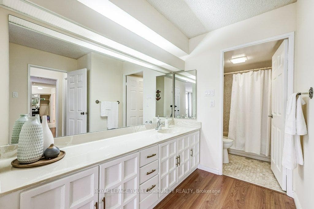 2330 Bridletowne Circle Unit 1805 photo 23
