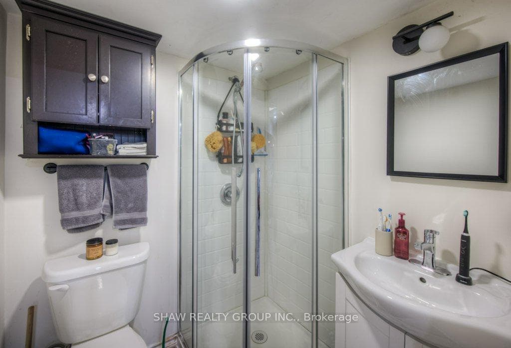 21 Waterside Avenue photo 29