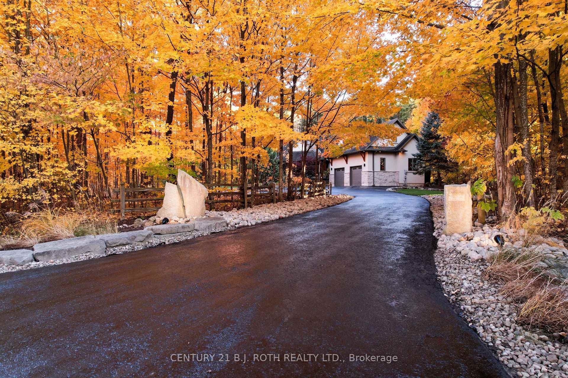 855 Shoreview Drive photo 3