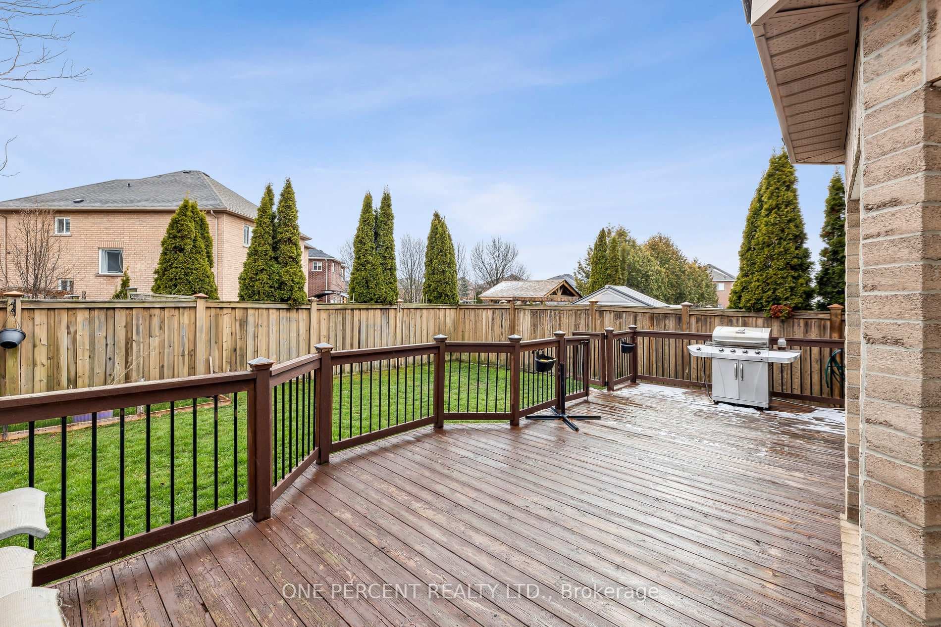 25 Glen Eagles Drive photo 24