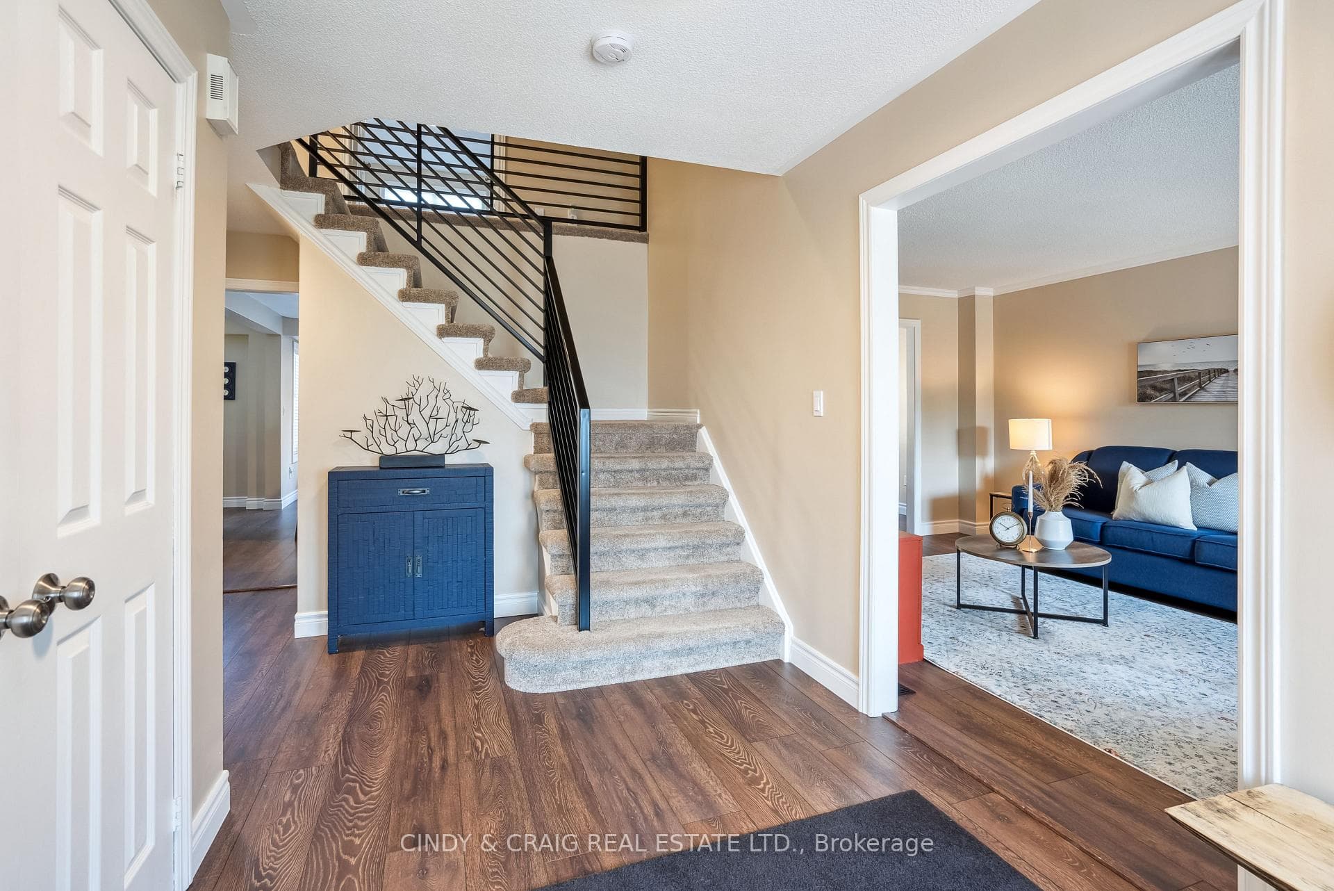 89 Hemmingway Drive photo 3