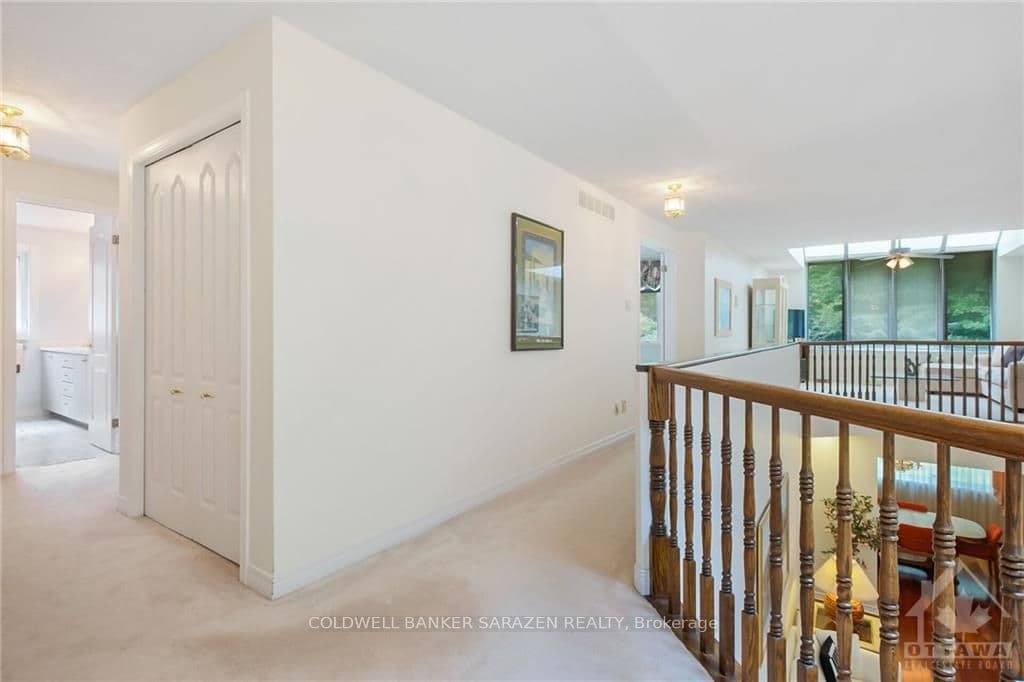 1679 AUTUMN RIDGE Drive photo 16