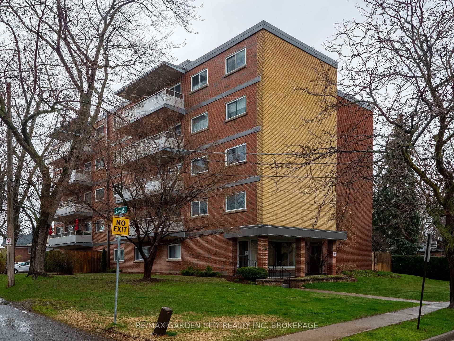 14 Norris Place Unit 103 photo 2