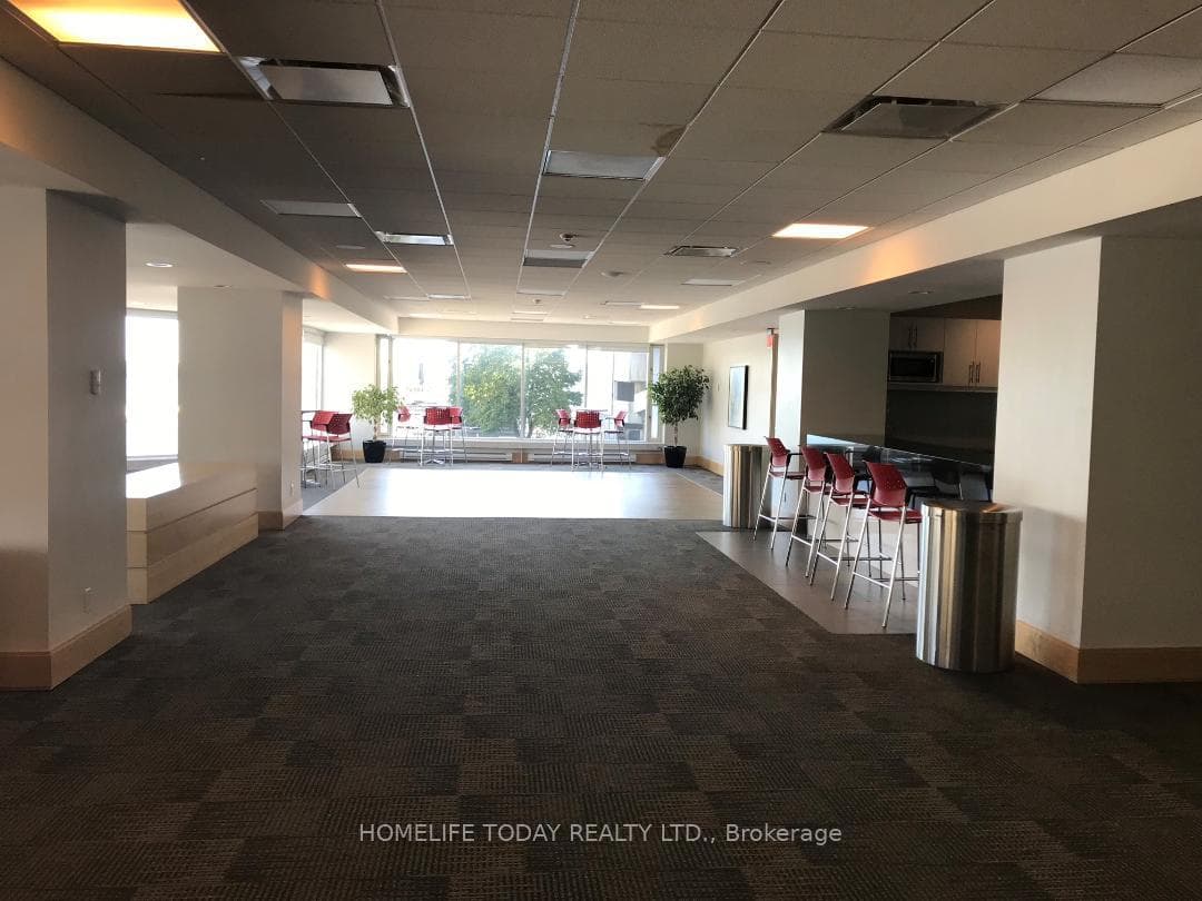 10 Yonge Street Unit 2704 photo 27