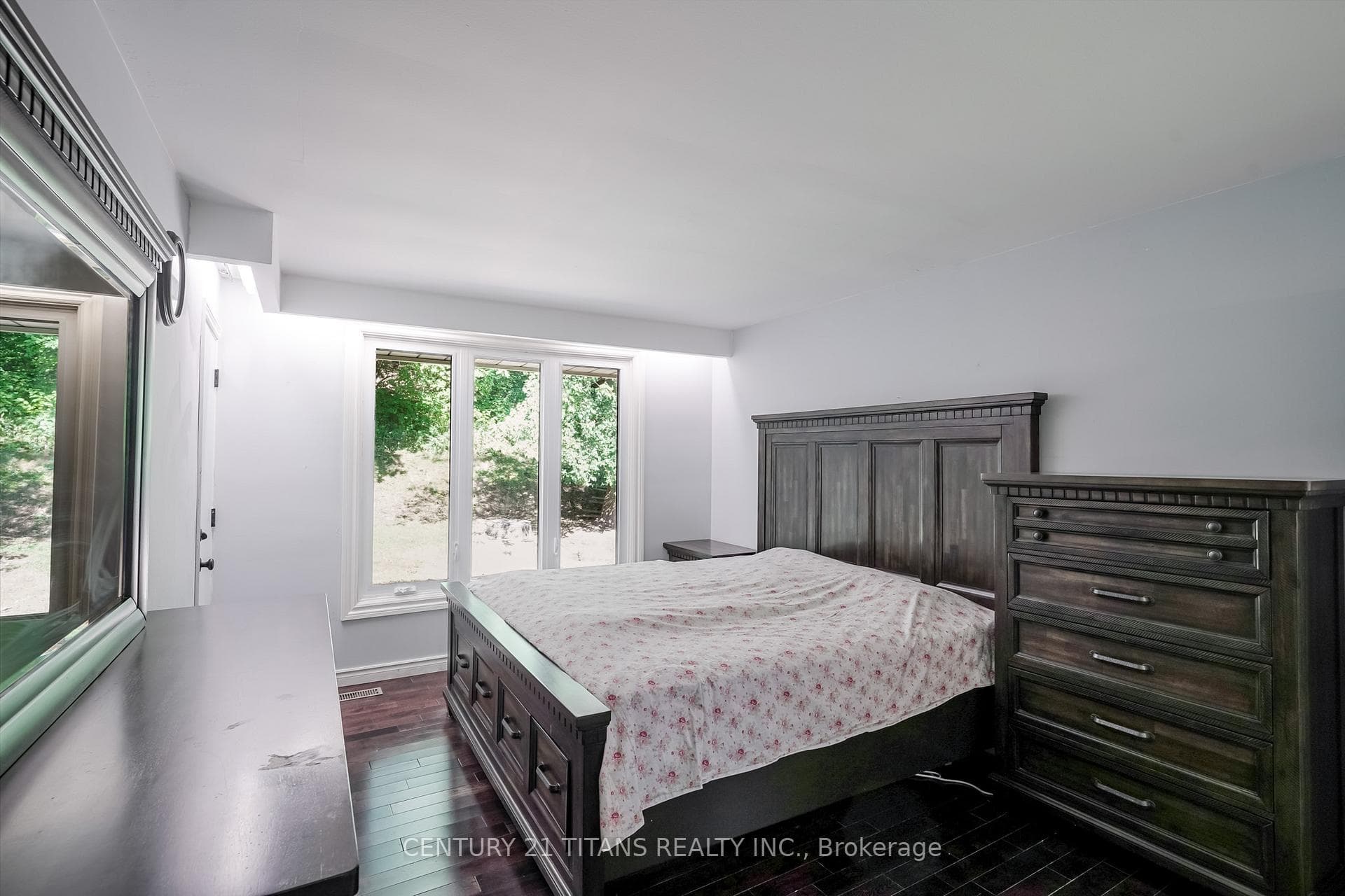 72 Felicity Drive photo 19