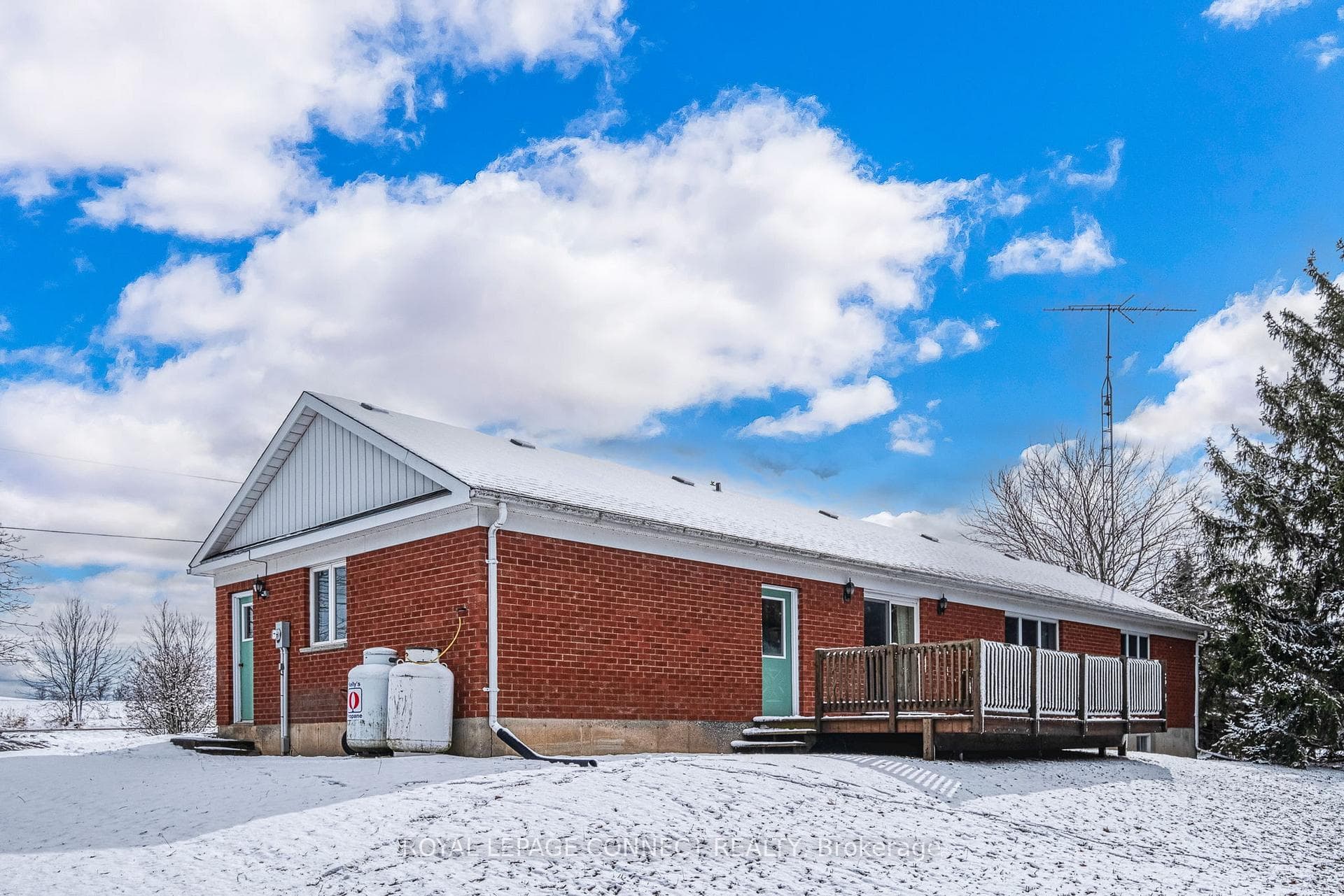 2674 Theatre Road photo 37