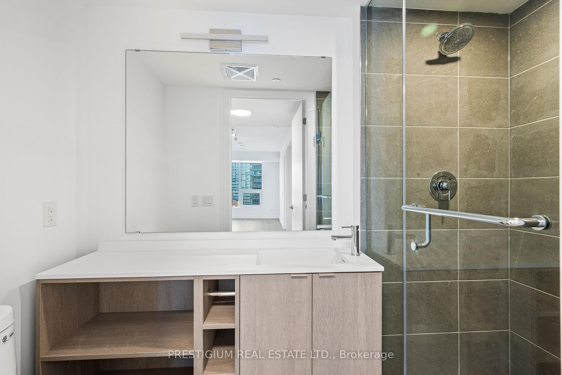 100 queen Street Unit 1801 photo 13
