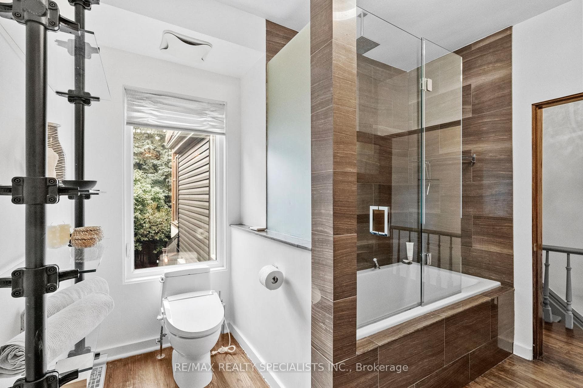 418 Ossington Avenue photo 25
