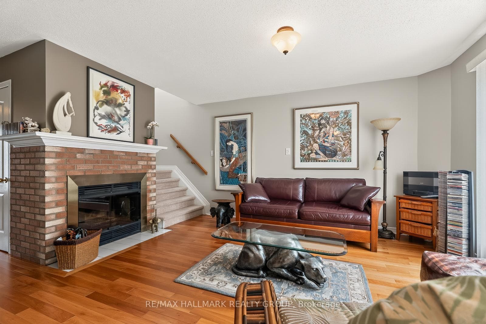 511 Deancourt Crescent photo 20