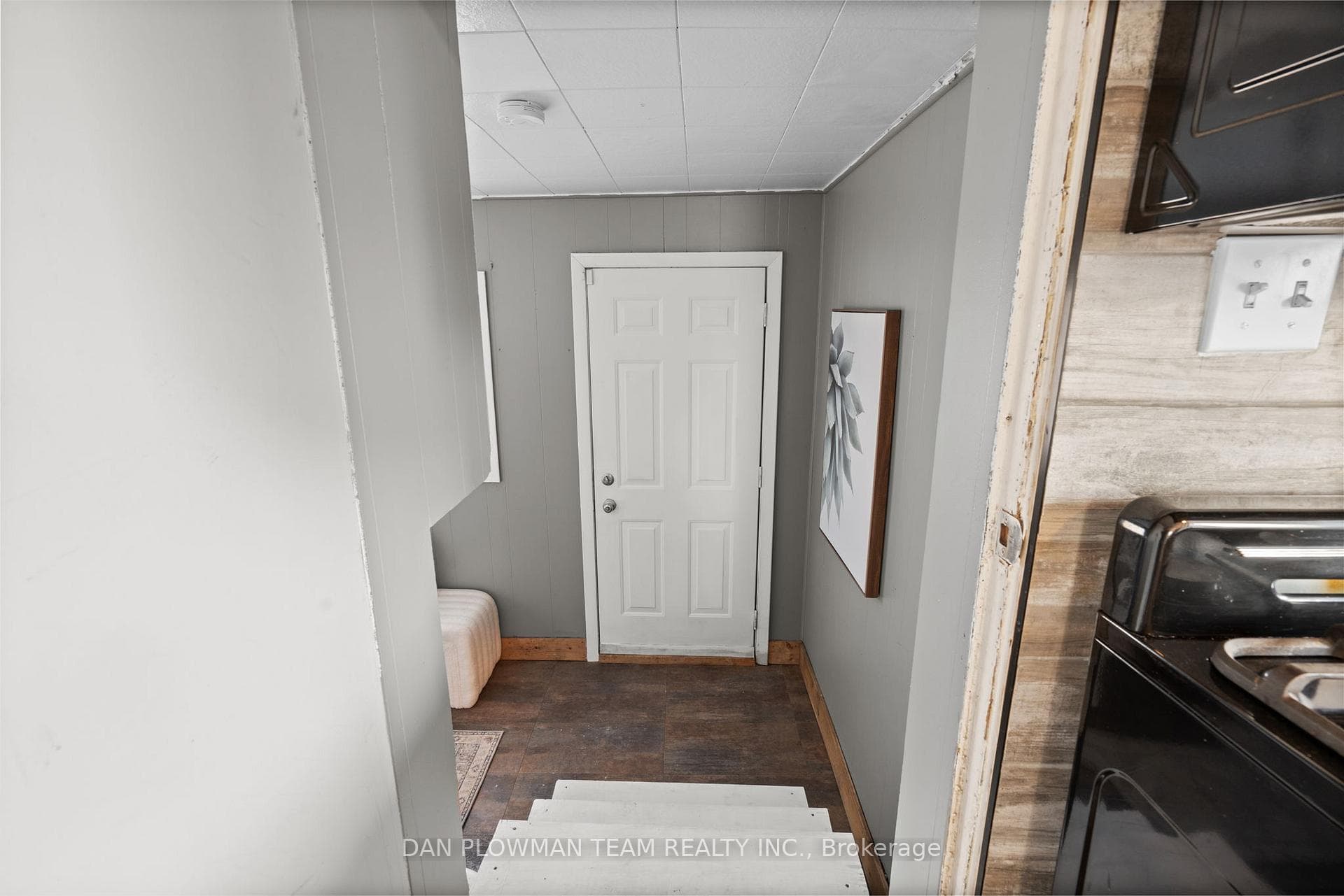 269 Court Street photo 17