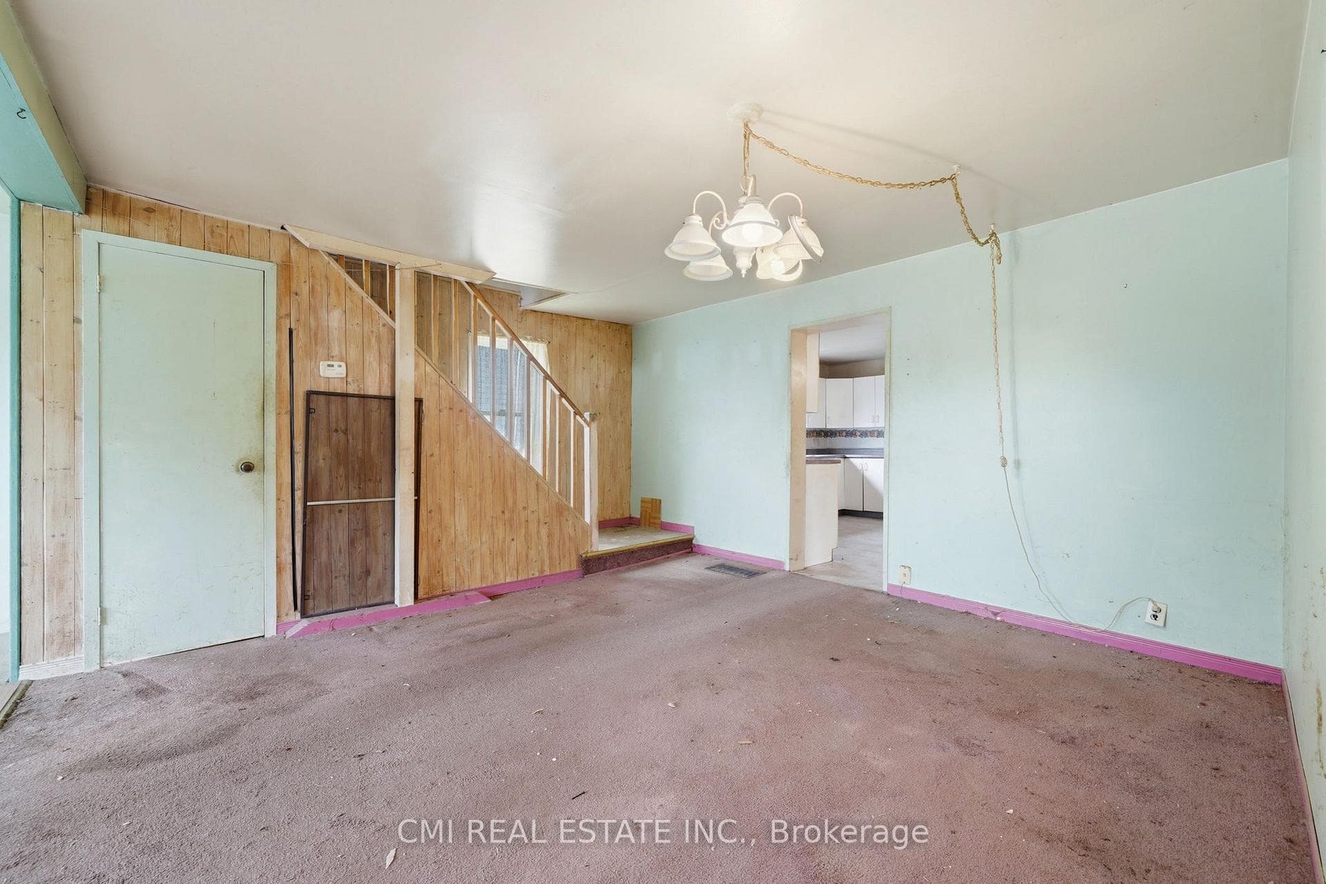117 Fox Street photo 9