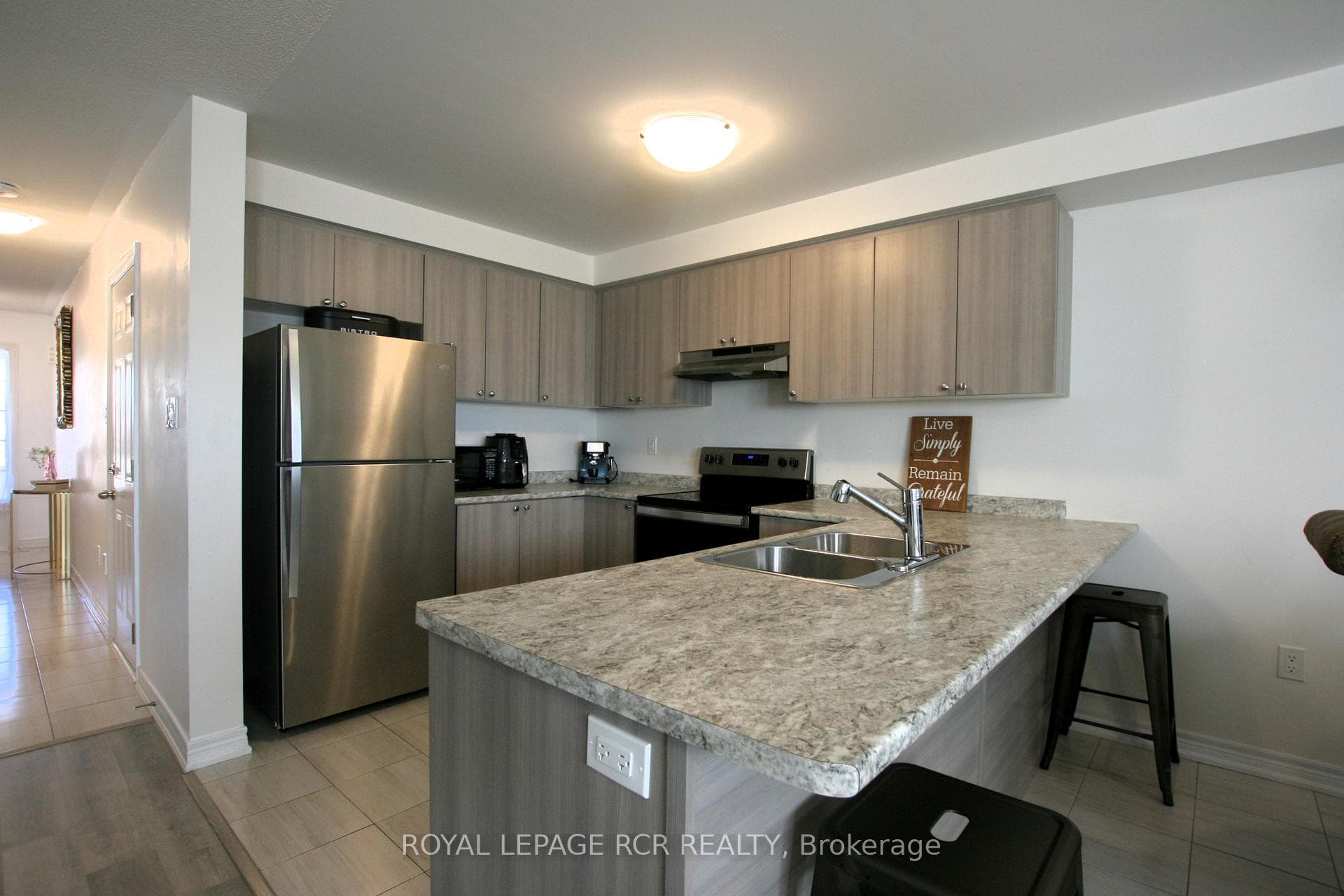 146 Clark Street photo 4