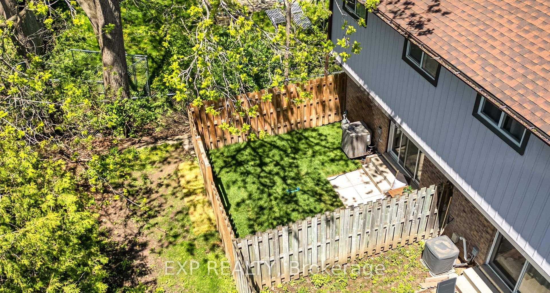 25 Thaler Avenue Unit 12 photo 17