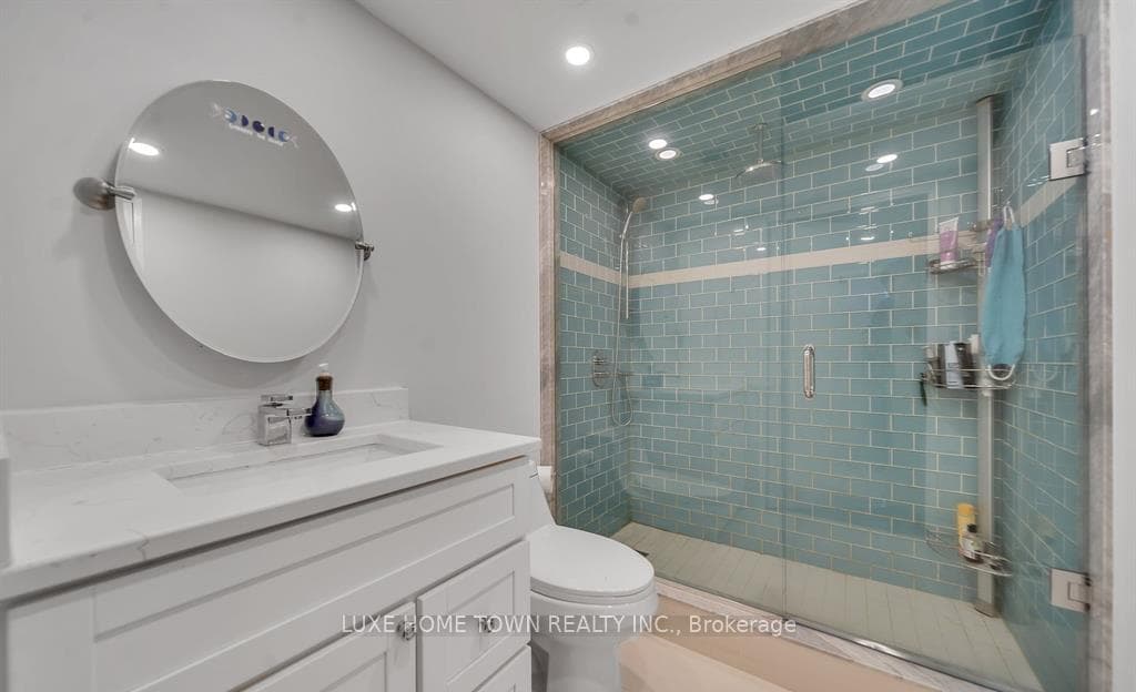 1055 Bay Street Unit 308 photo 20