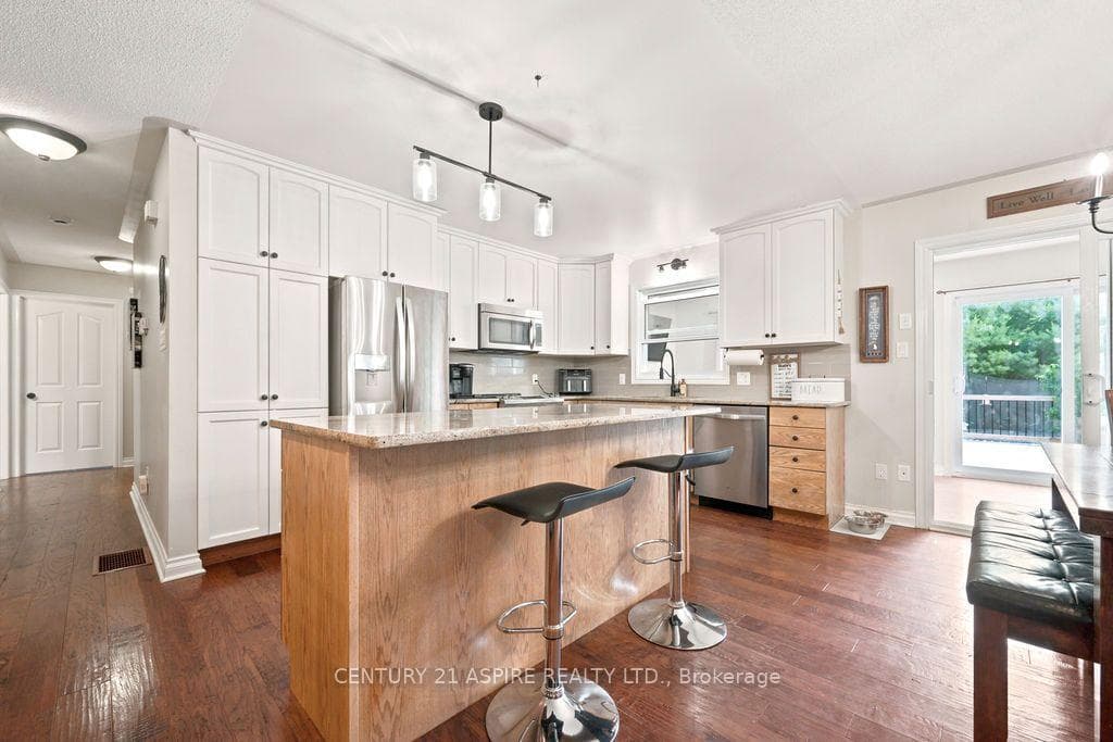 48 Plum Tree Lane photo 27