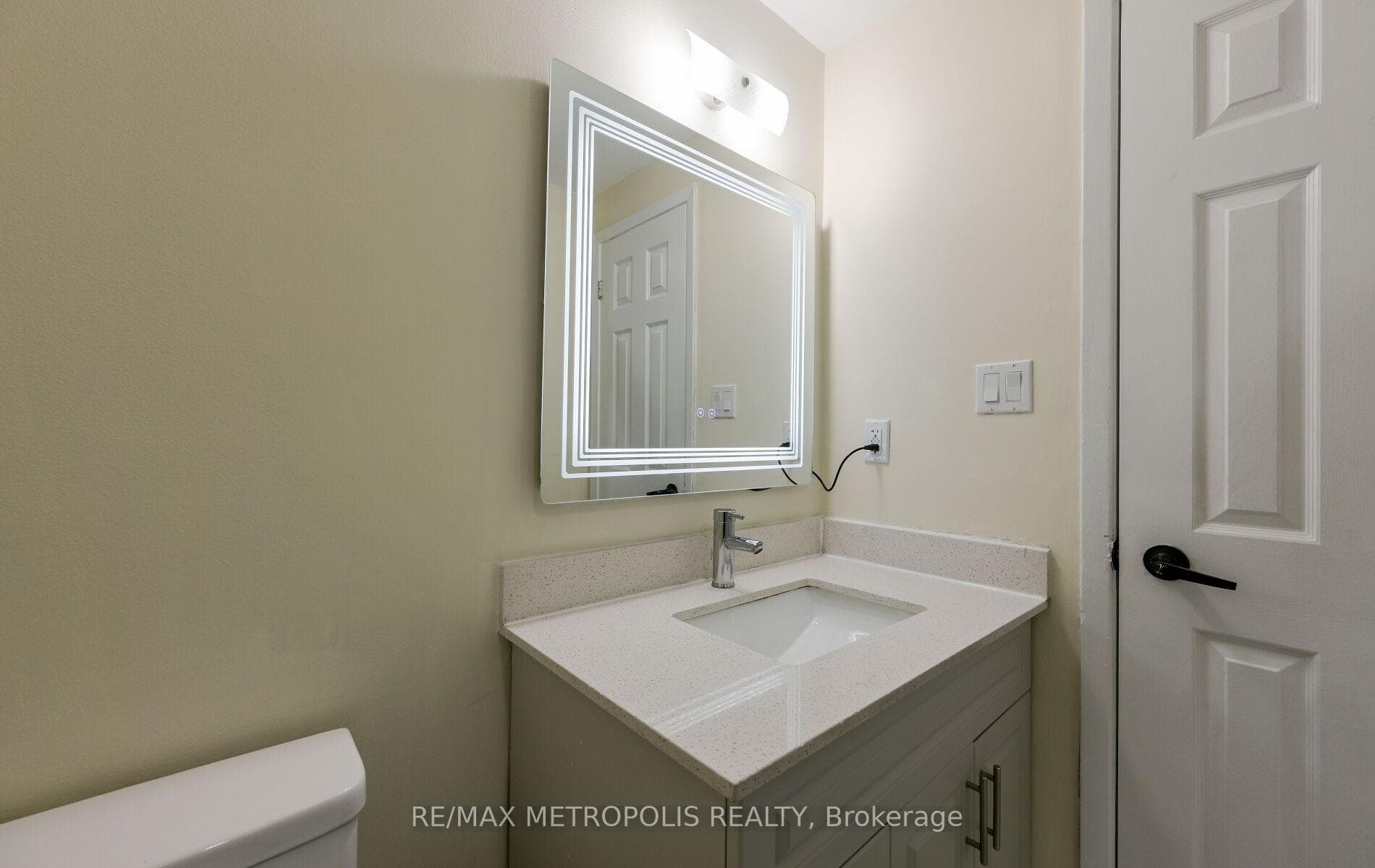 86 Carleton Place Unit 86 photo 34