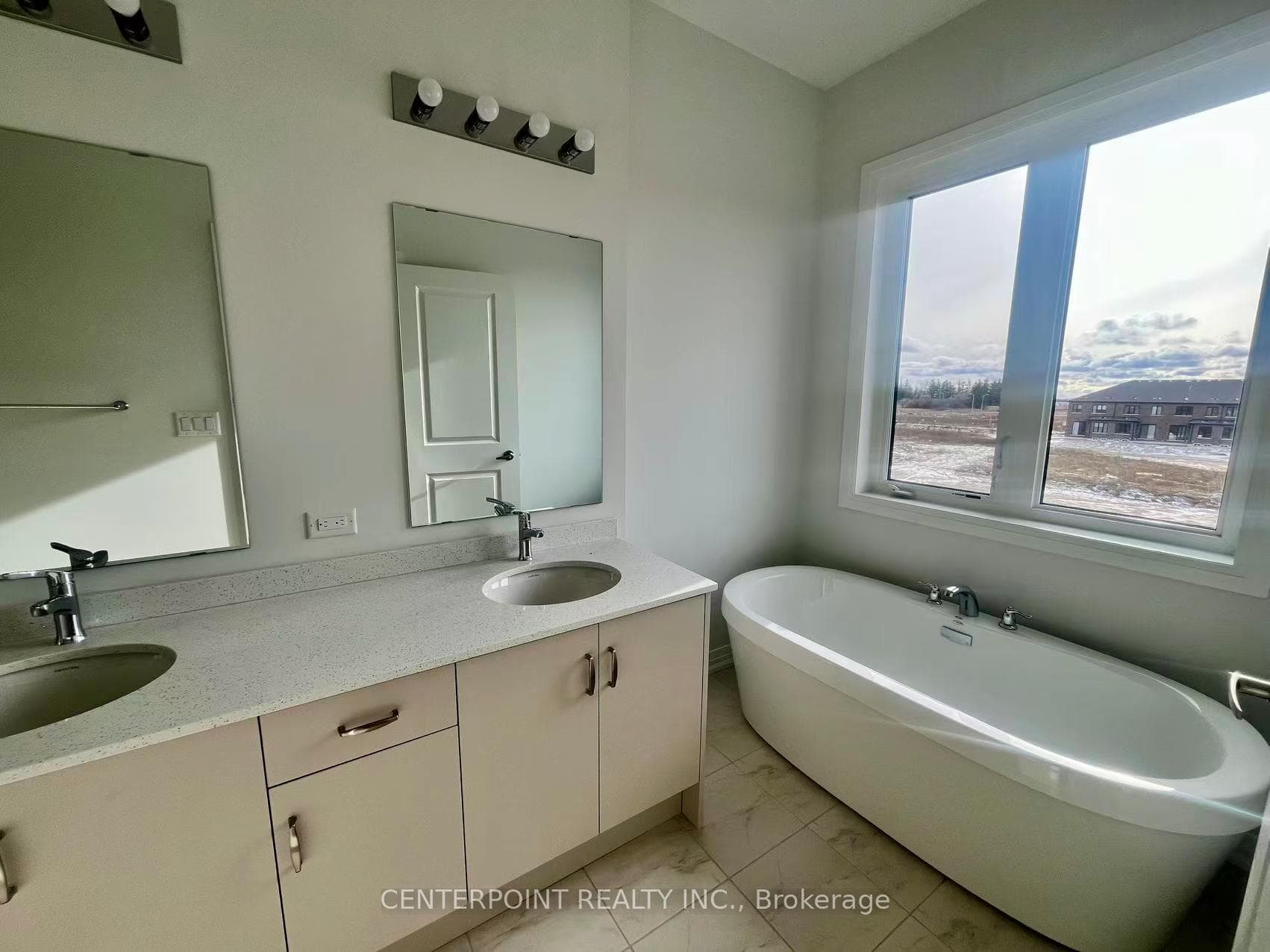 61 Tipp Drive photo 12