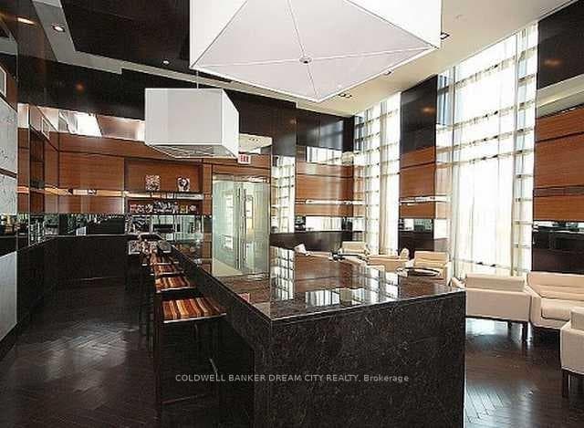 235 Sherway Gardens Road Unit 507 photo 10