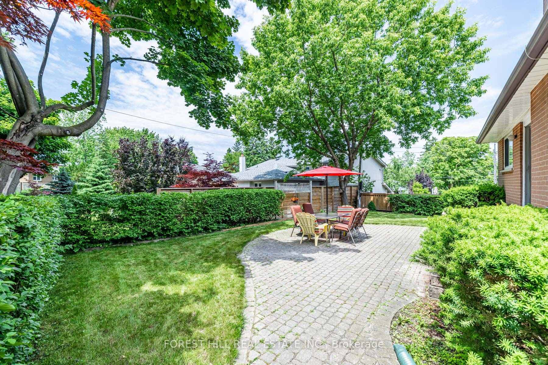 250 Newton Drive photo 28