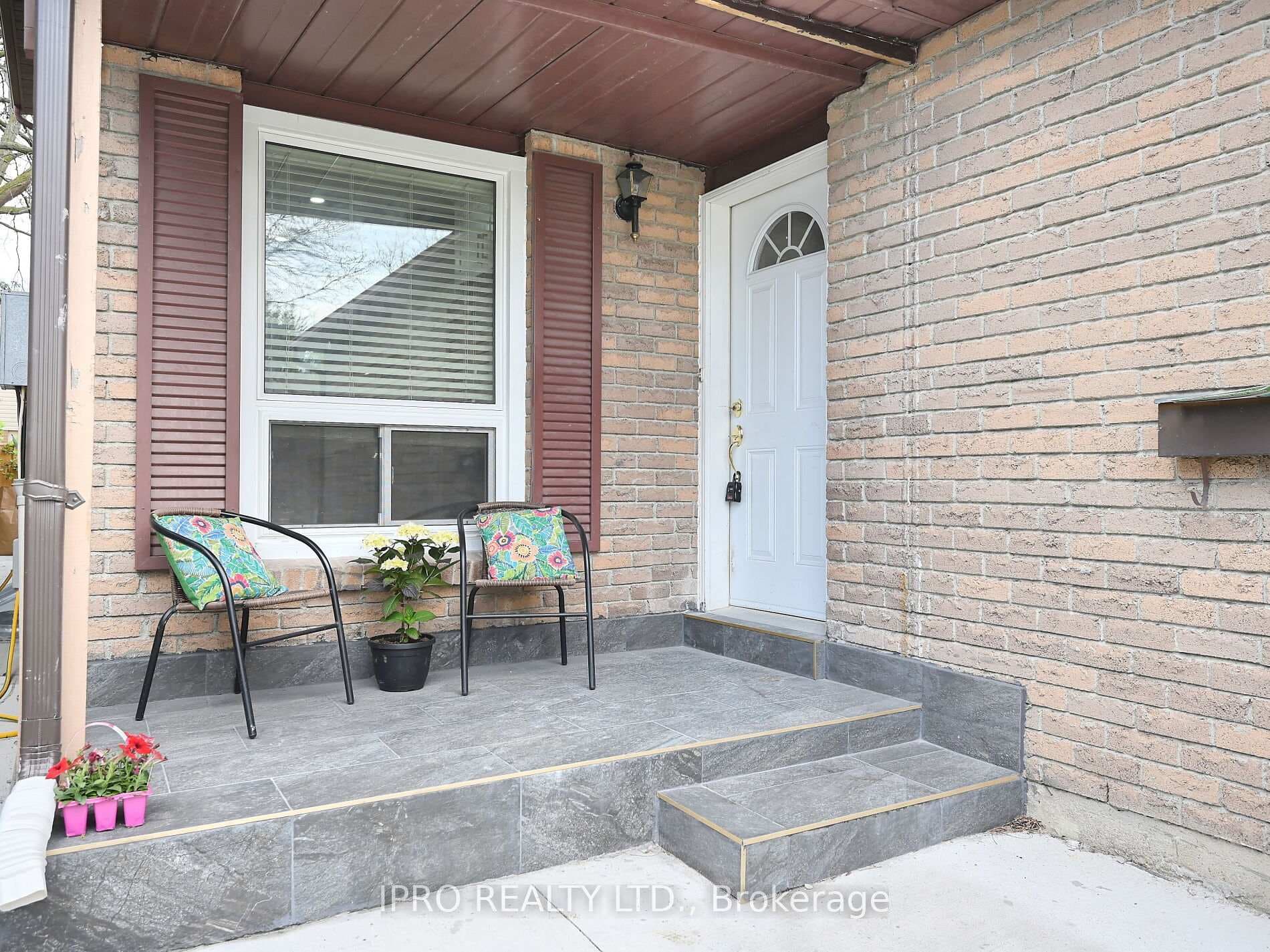 4164 Tea Garden Circle photo 2