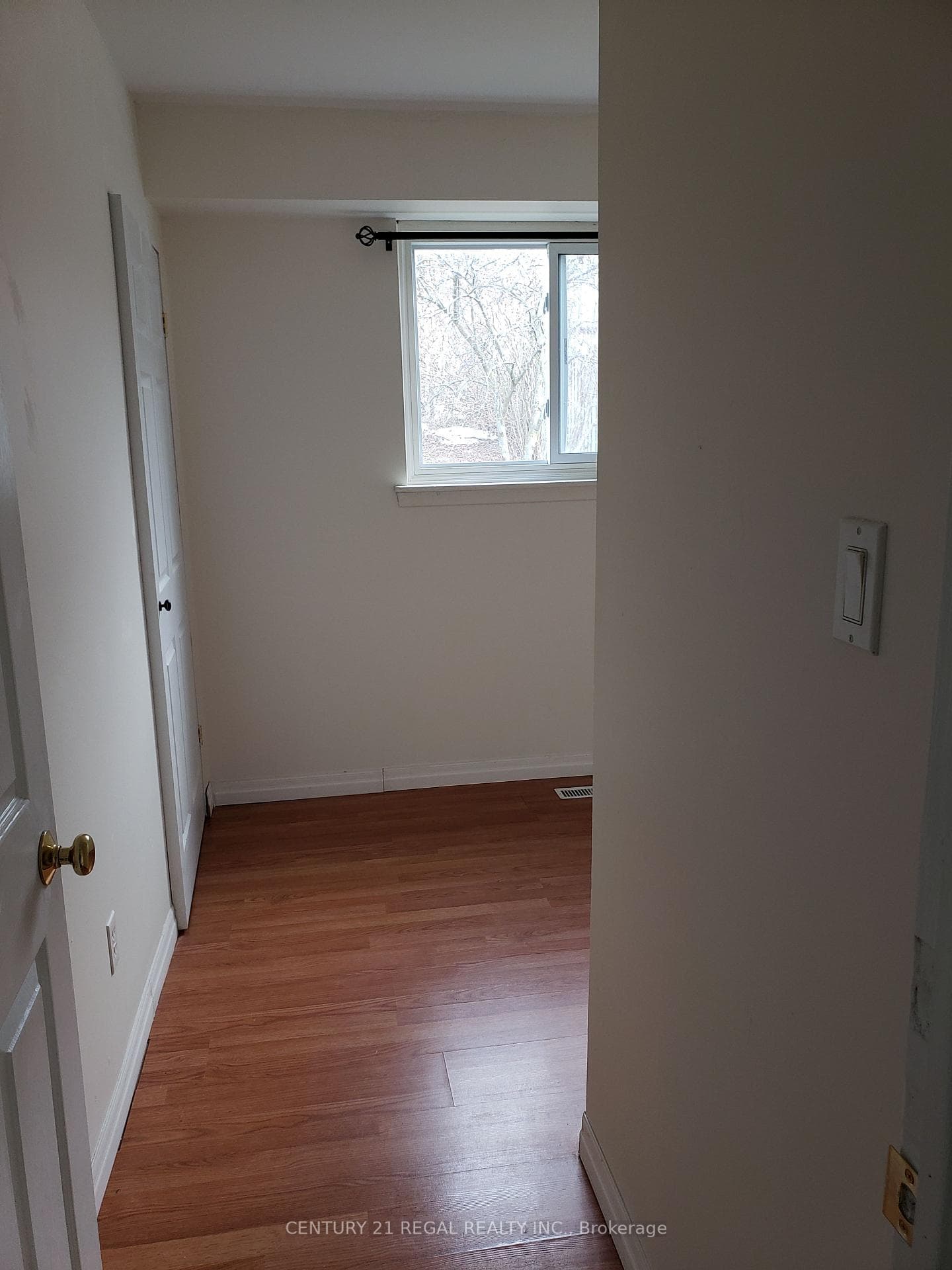 247 Waverly Street photo 2