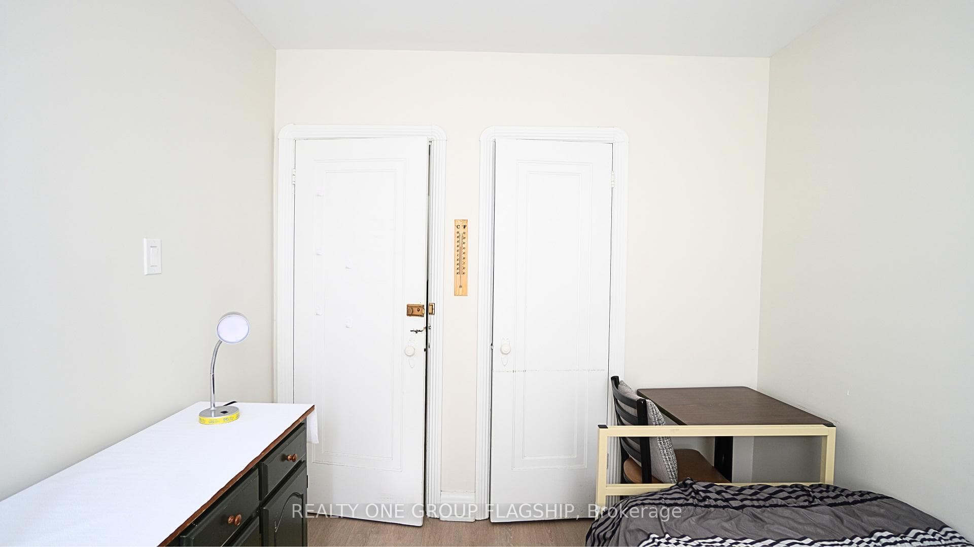 2336 Dufferin Street photo 8