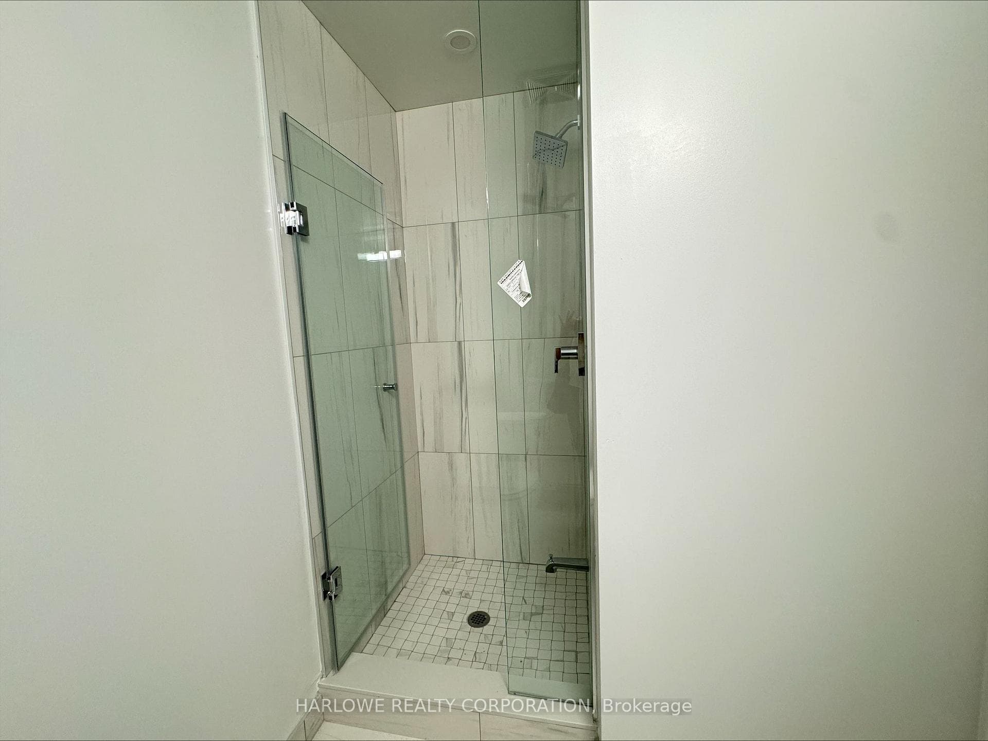 70 Princess Street Unit 2212 E photo 7