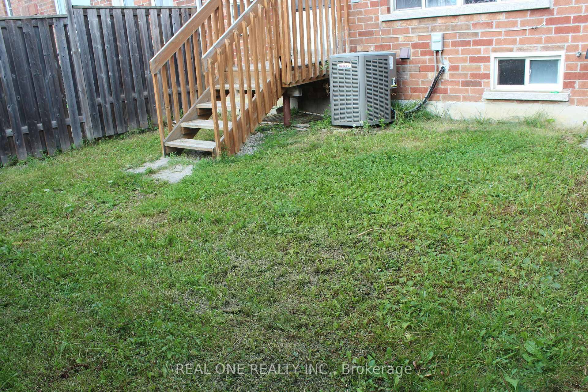 42 Levellands Crescent photo 36