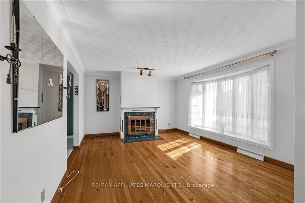 1118 FIFTH Street photo 3