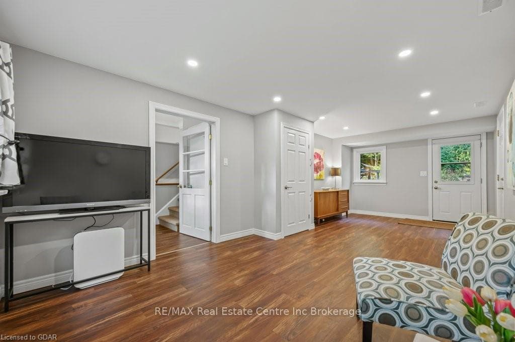 25 CALLANDER Drive photo 18