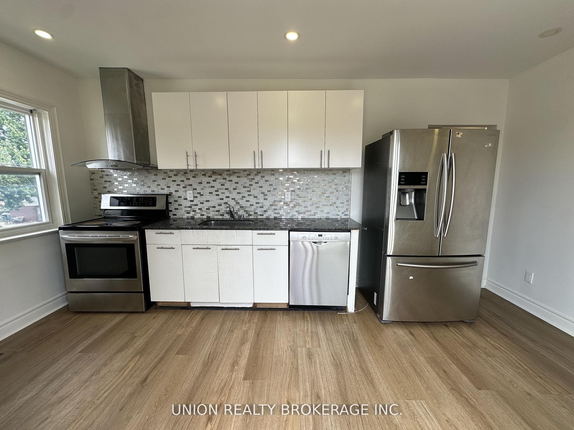582 Danforth Road Unit Upper Unit photo 9