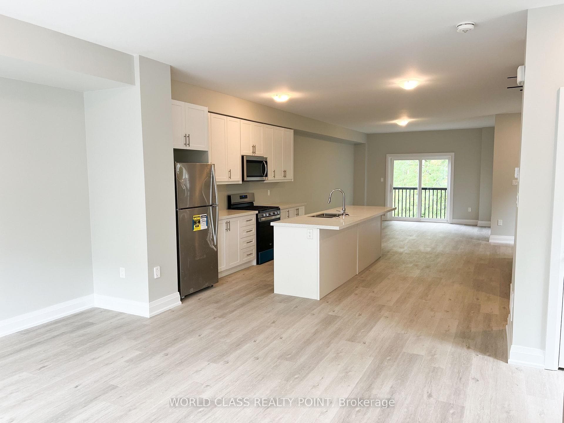 1482 Purchase Place photo 3